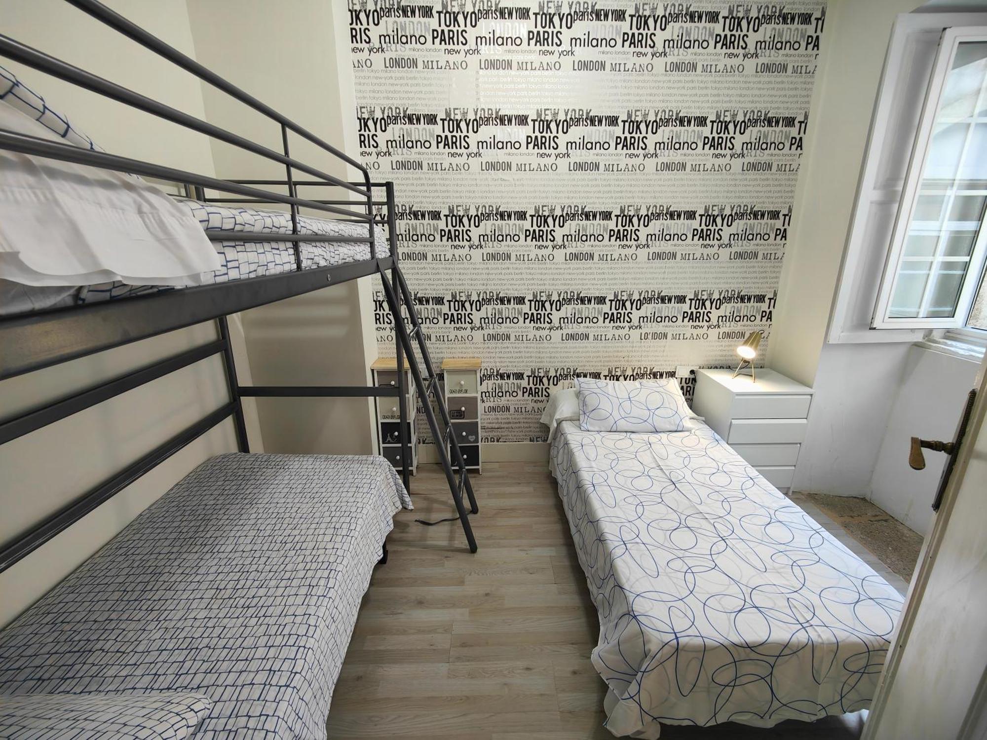 Rua Nova Apartment 28, 3 Dormitorios, Wifi, Ps4 Y Netflix, A 200M Catedral 圣地亚哥－德孔波斯特拉 外观 照片