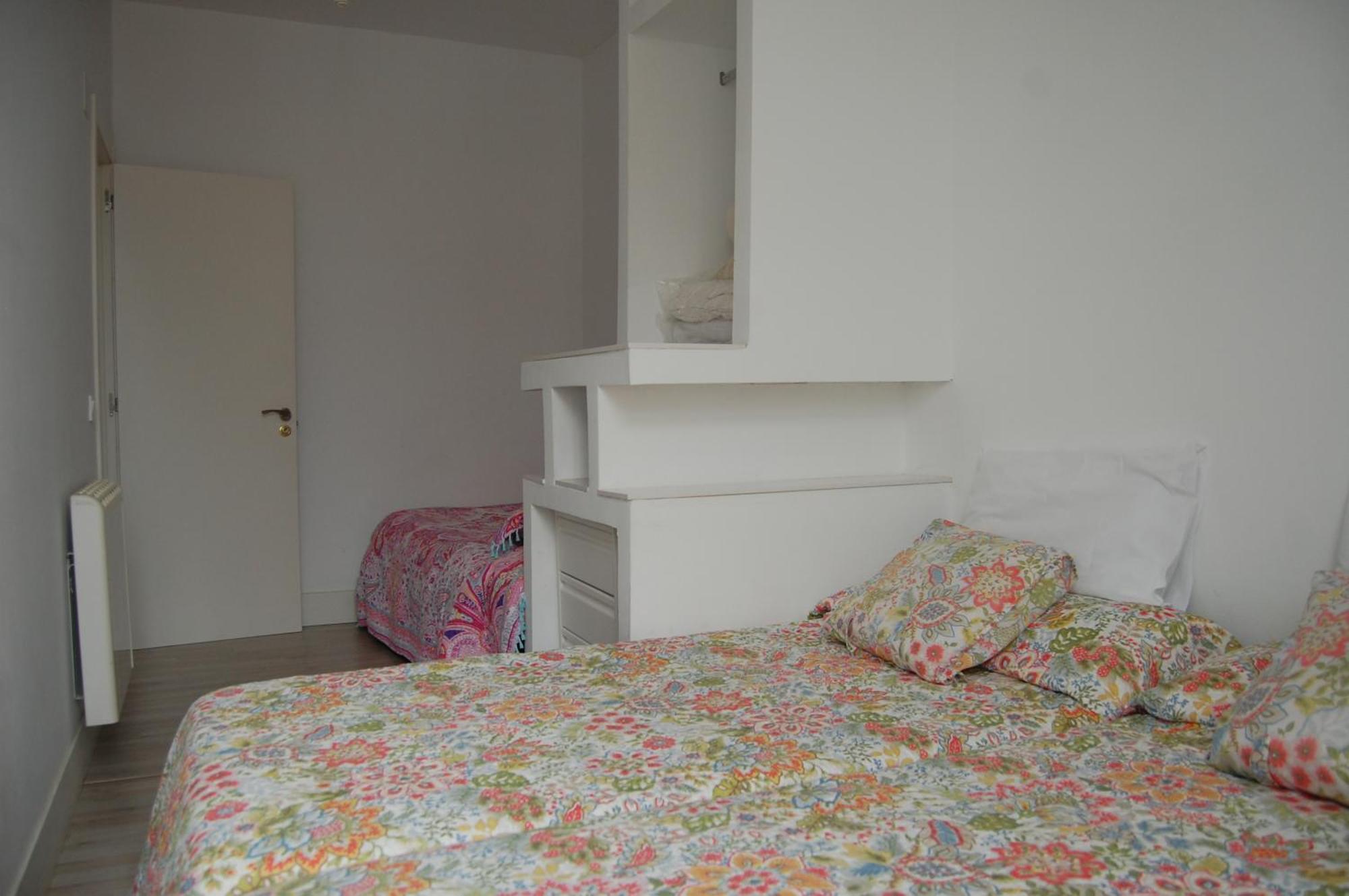 Rua Nova Apartment 28, 3 Dormitorios, Wifi, Ps4 Y Netflix, A 200M Catedral 圣地亚哥－德孔波斯特拉 外观 照片