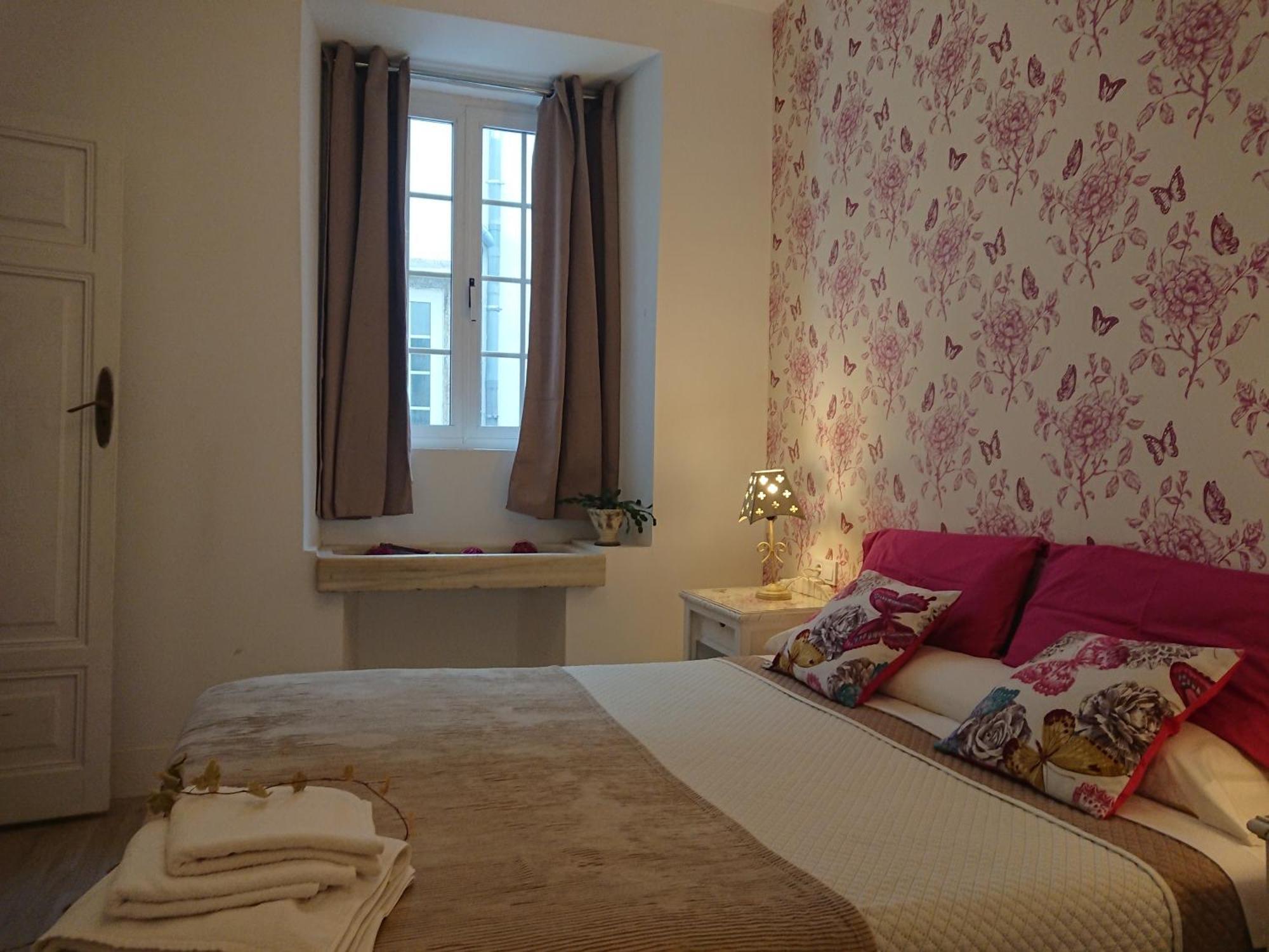 Rua Nova Apartment 28, 3 Dormitorios, Wifi, Ps4 Y Netflix, A 200M Catedral 圣地亚哥－德孔波斯特拉 外观 照片
